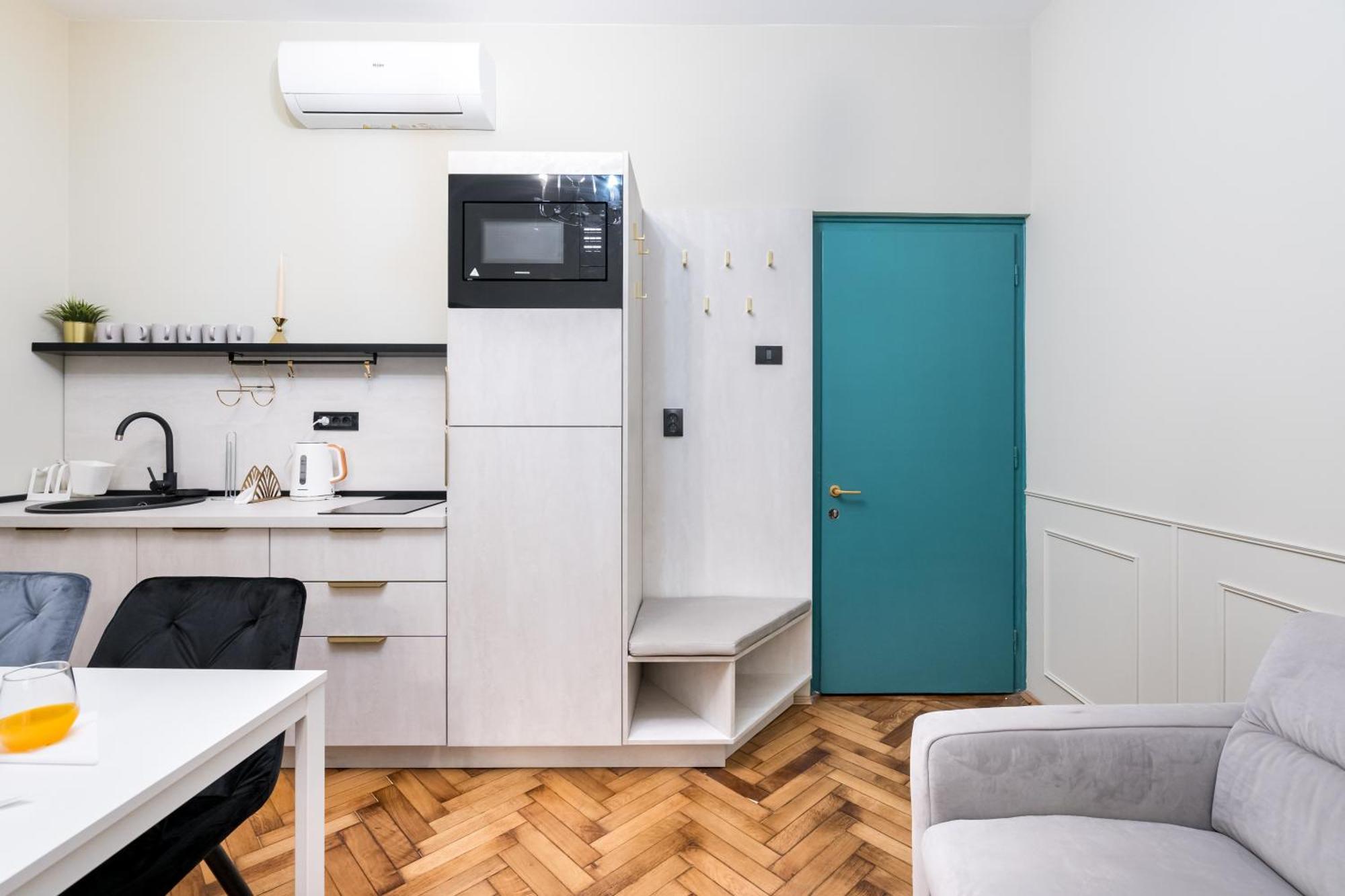 Highline Downtown Residences 6 Persons Family Apartment Bukarest Exterior foto