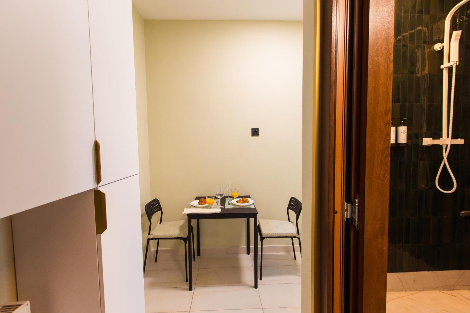 Highline Downtown Residences 6 Persons Family Apartment Bukarest Exterior foto