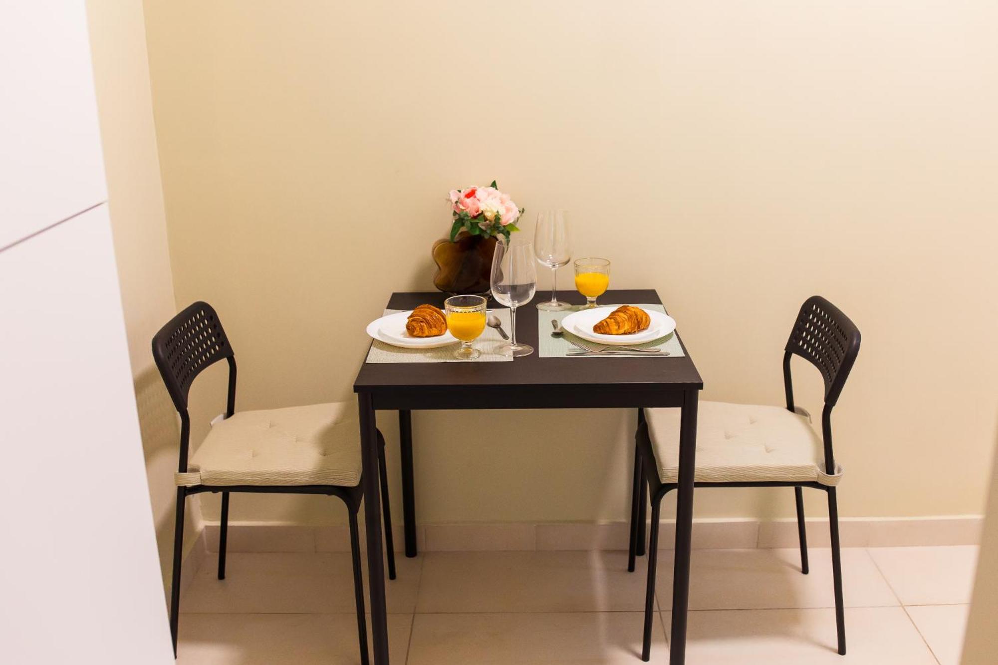 Highline Downtown Residences 6 Persons Family Apartment Bukarest Exterior foto