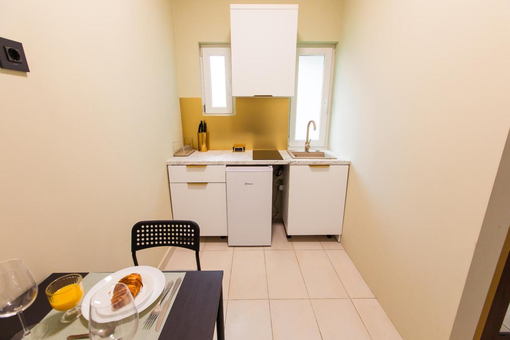 Highline Downtown Residences 6 Persons Family Apartment Bukarest Exterior foto